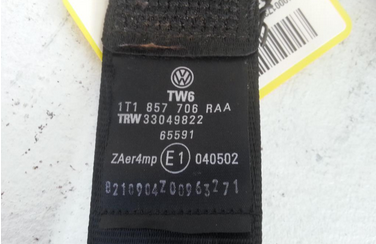 VW Touran 1T Bj.04 Sicherheitsgurt vorn rechts Gurtstraffer 1T1857706R AA